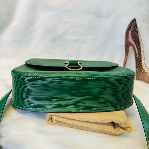 Louis Vuitton Green Crossbody Bag - Picture 6 of 17